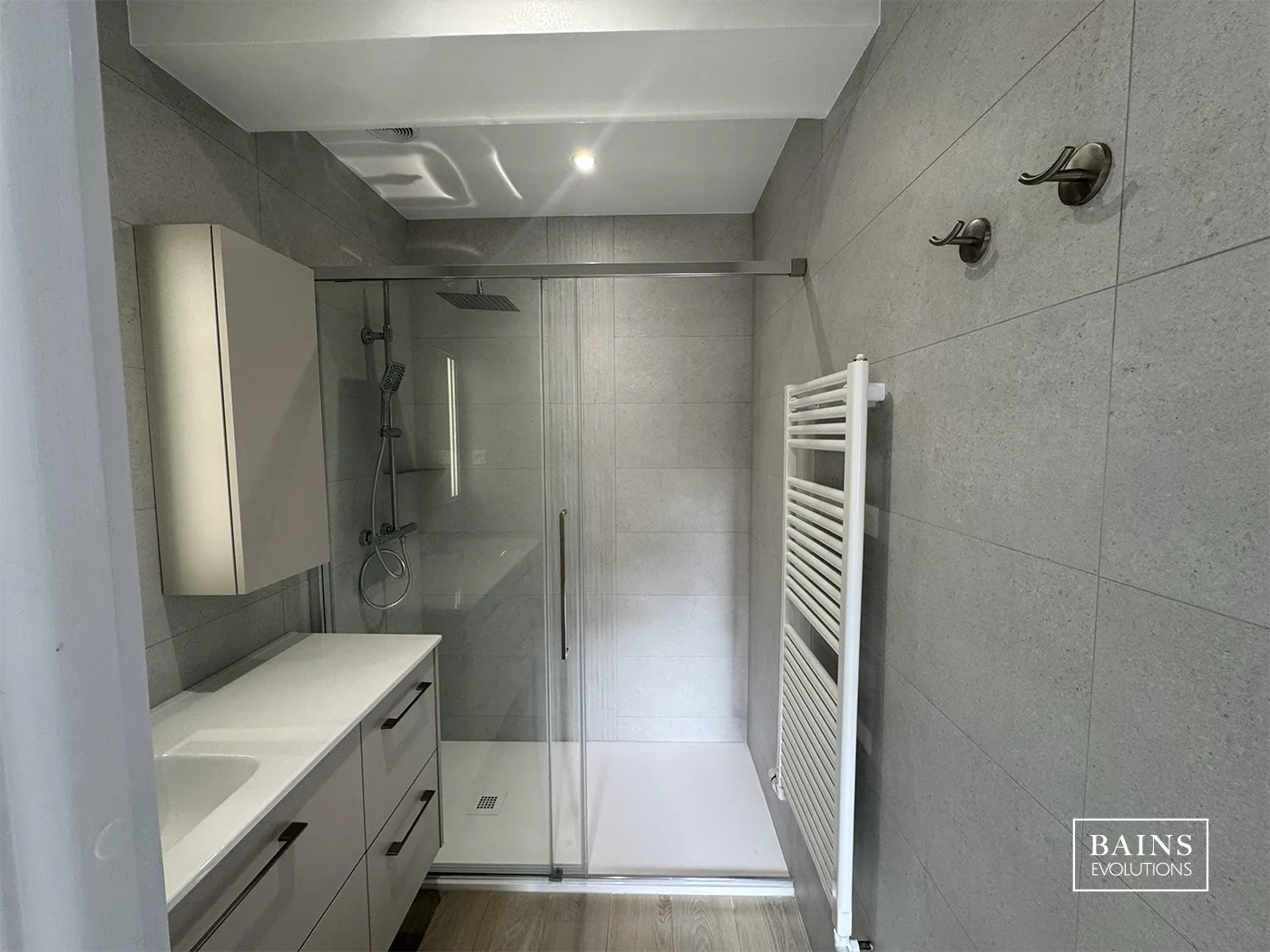 Salle d'eau Aspect Bois Clair Marcoussis(91)